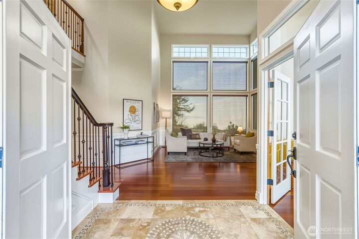 Property Photo:  6730  139th Place SW  WA 98026 