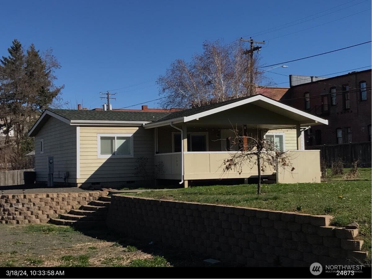 Property Photo:  108  Wheatland Drive  WA 99361 