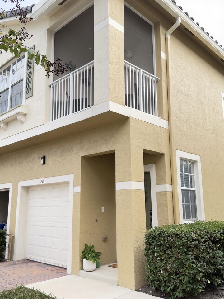 Property Photo: 1560 SE Wilshire Place 203 FL 34994