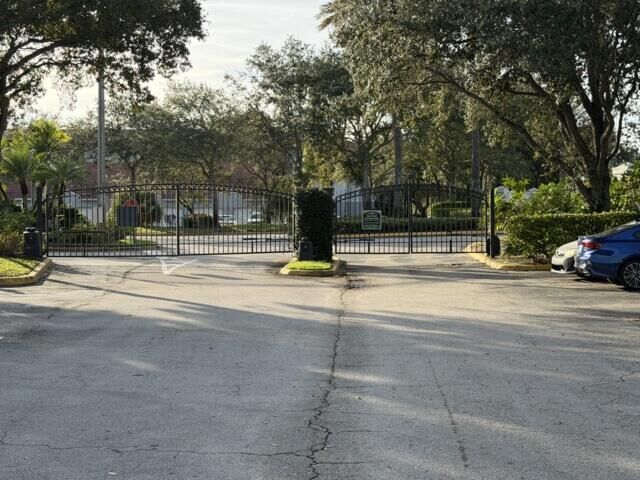 Property Photo:  5016 Lantana Road 1103  FL 33463 