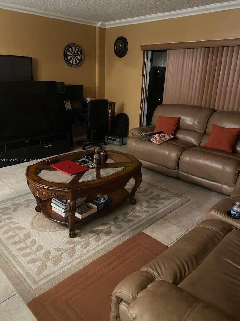 Property Photo:  4174 Inverrary Dr 605  FL 33319 