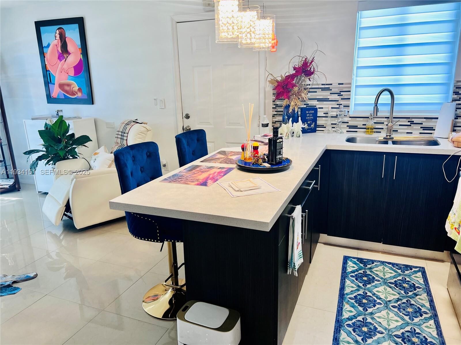 Property Photo:  3101 SW 27th Ave 101  FL 33133 