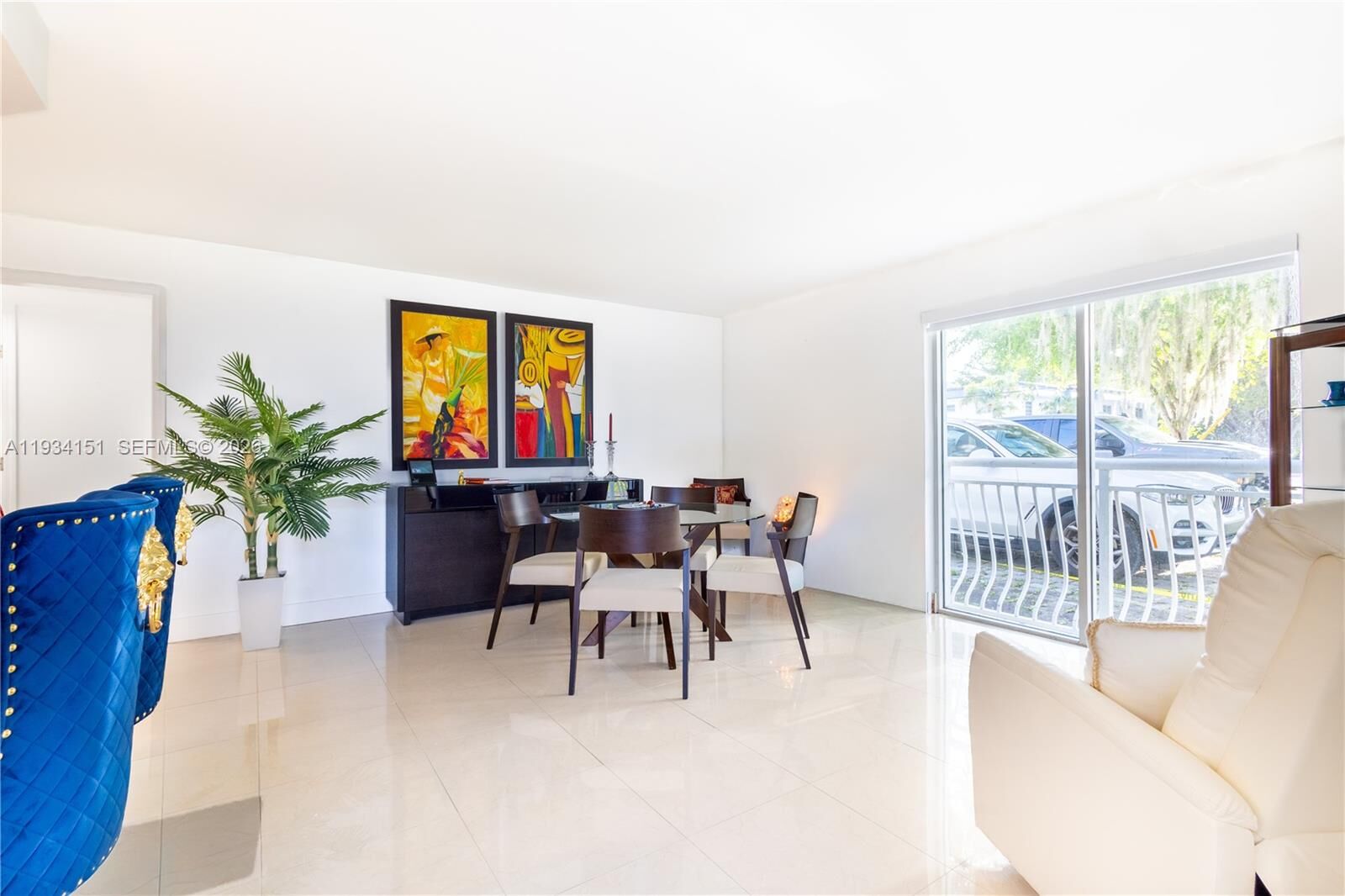 Property Photo:  3101 SW 27th Ave 101  FL 33133 