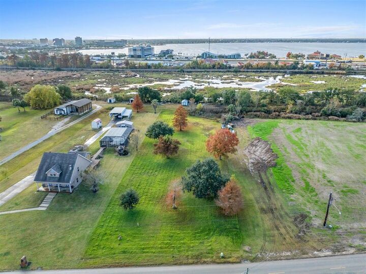 Property Photo:  0 River Road  LA 70601 