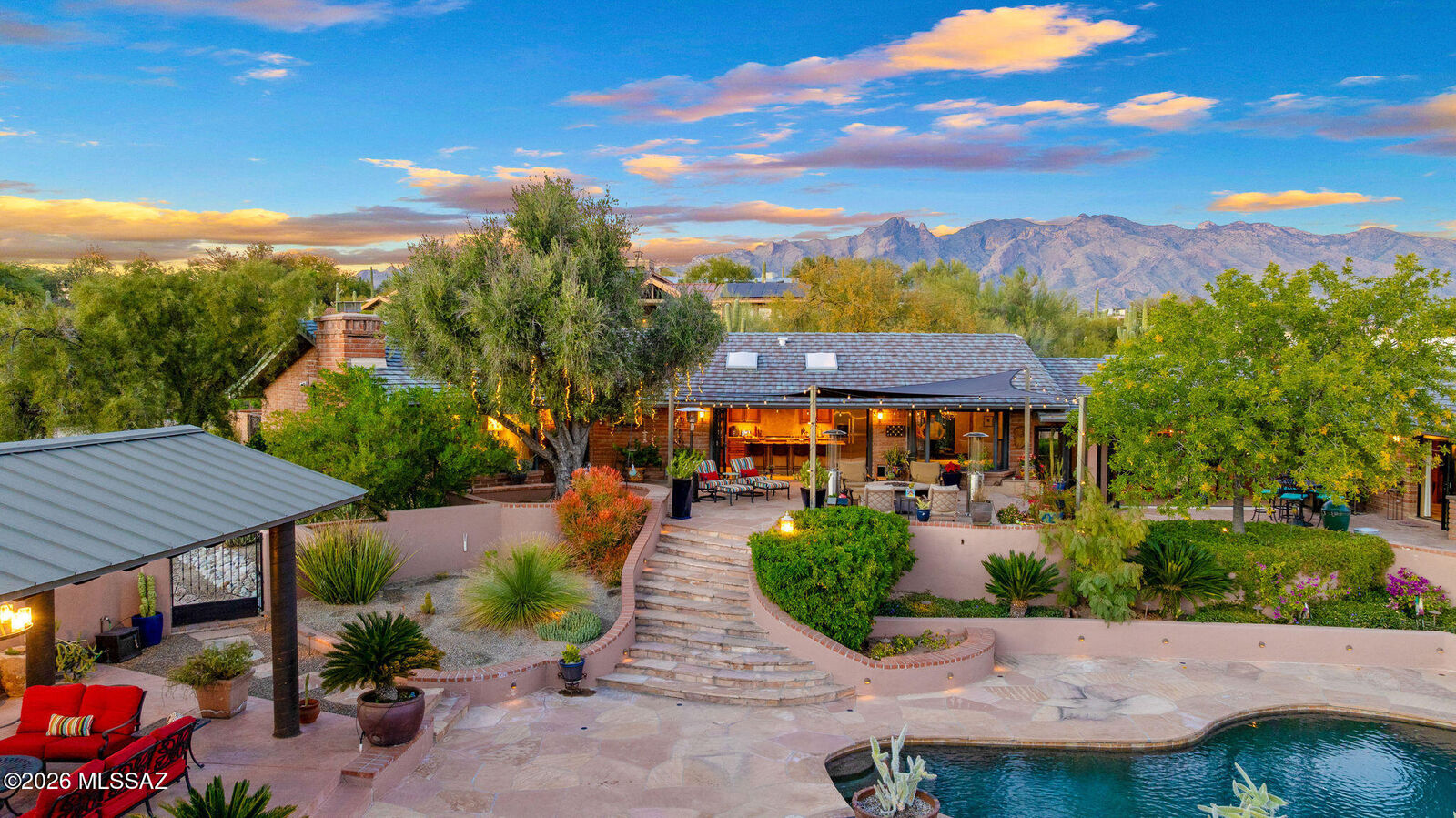 Property Photo: 4425 N Hacienda Del Sol Road AZ 85718