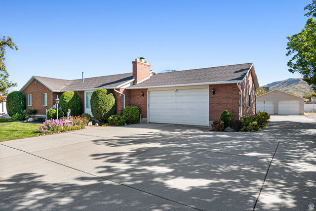 Property Photo: 6119 W Muril B Cir S 2 UT 84096