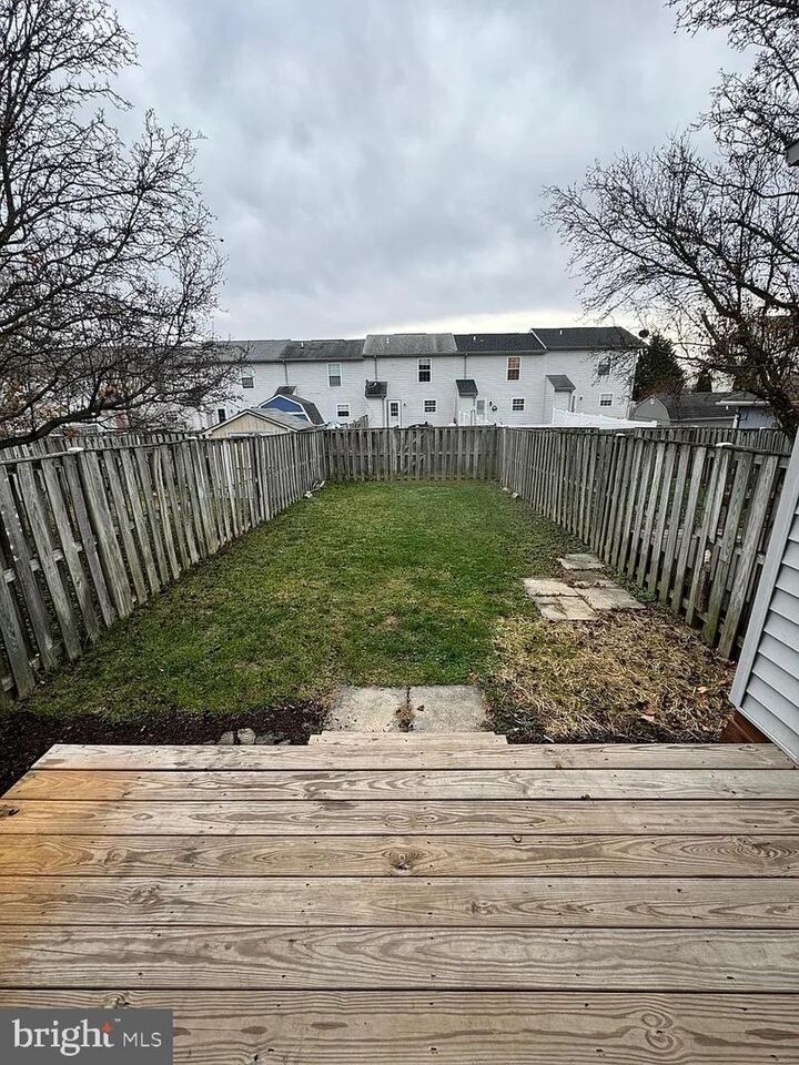 Property Photo: 204 Barrington Lane VA 22601