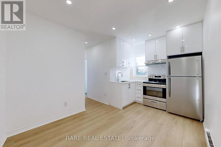 Property Photo:  167 Dynevor Road 1  ON M6E 2J5 