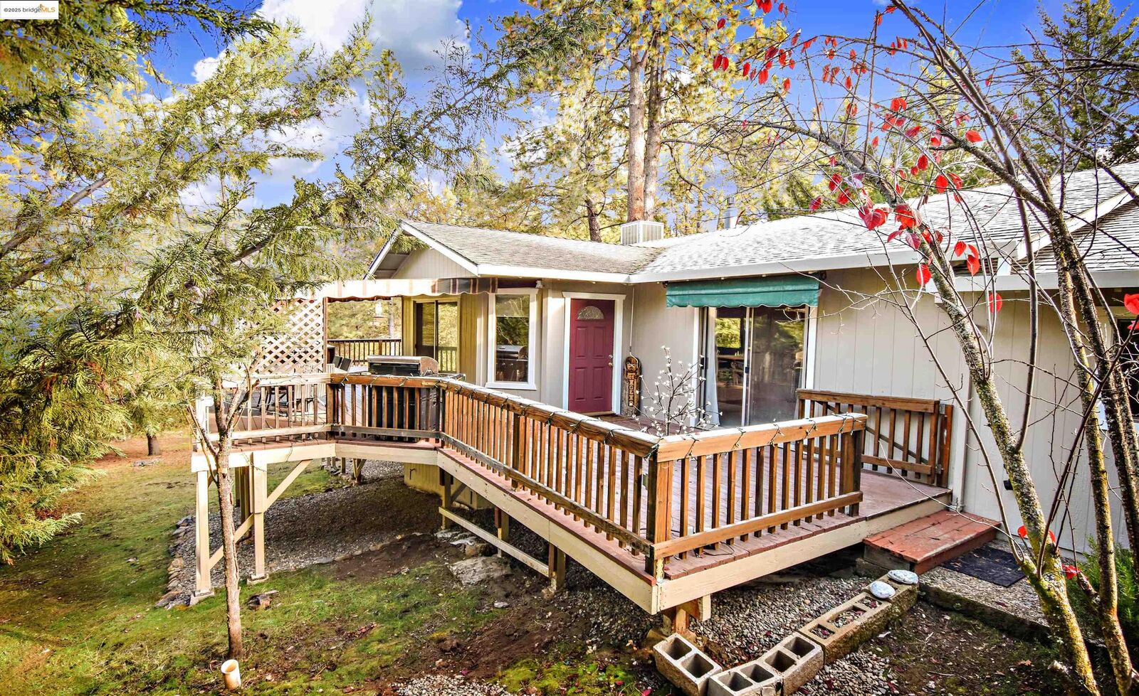 Property Photo:  20887 Big Foot Ct  CA 95321 