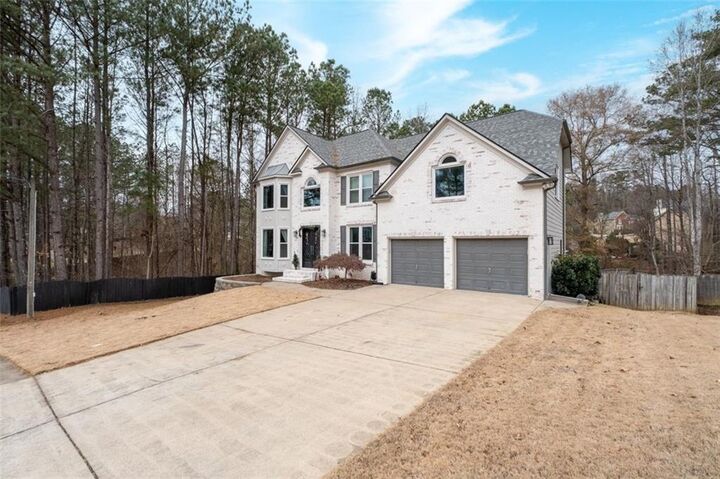 Property Photo:  640 Braidwood Drive NW  GA 30101 