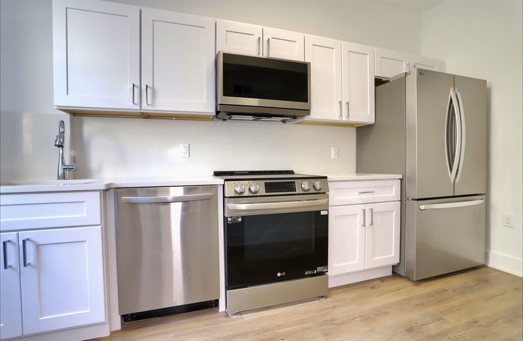 Property Photo: 517 Willow Ave 3R NJ 07030