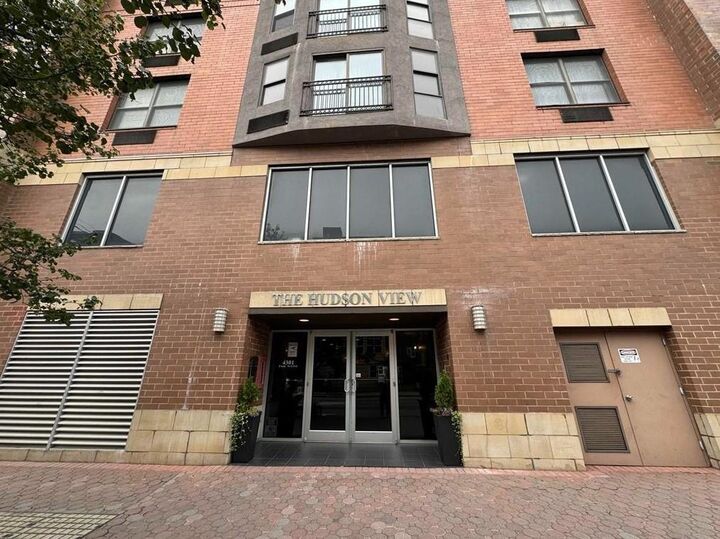 Property Photo:  4301 Park Ave 5F  NJ 07087 