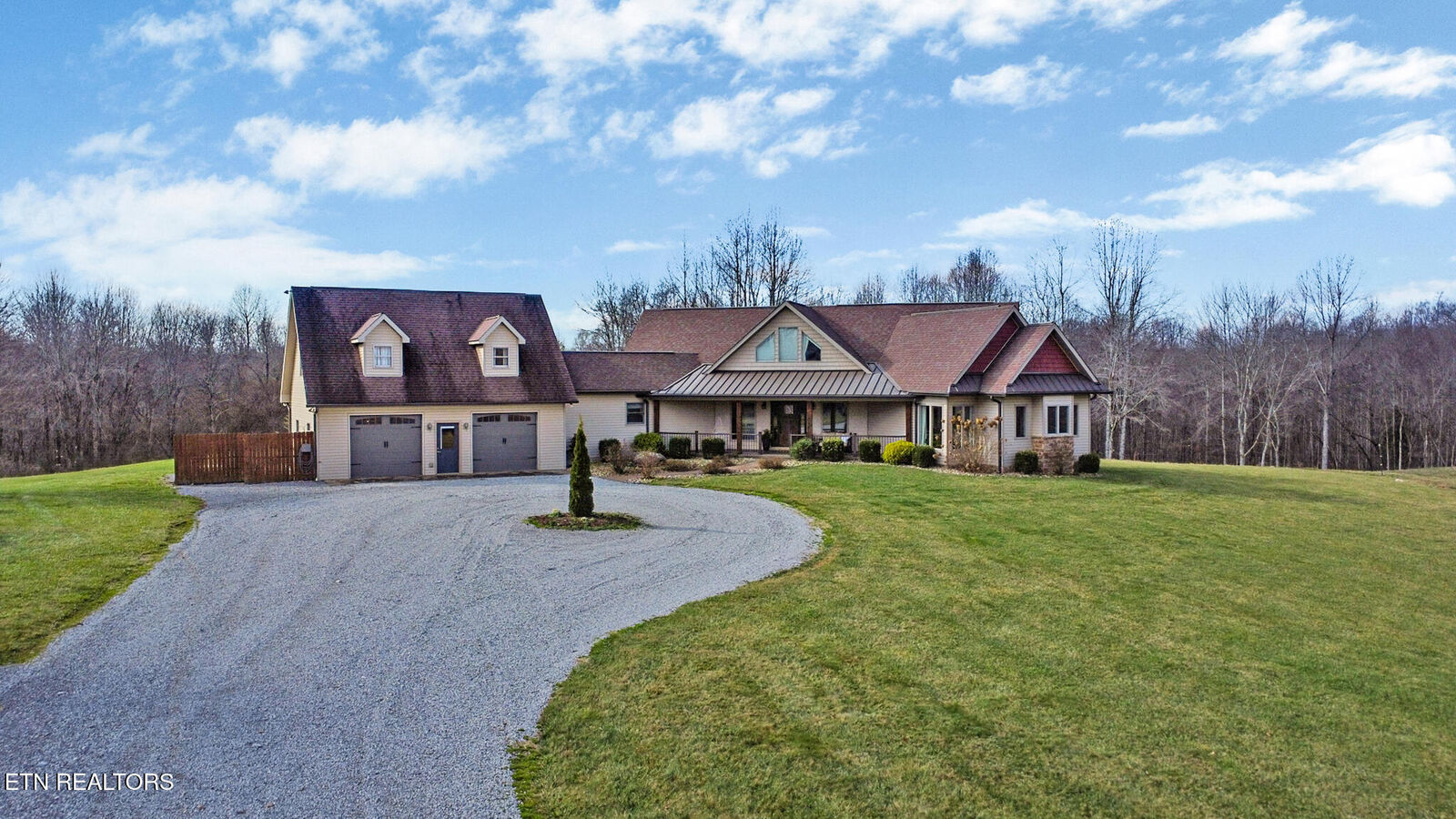 Property Photo:  370 Randolph Rd  TN 38555 