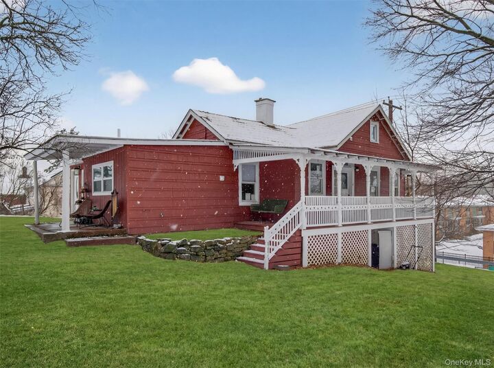 Property Photo:  17 Waldron Avenue  NY 10960 