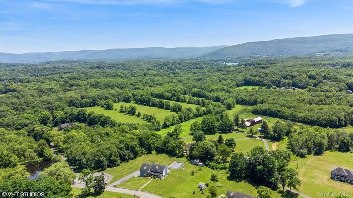 Property Photo: 10 Willys Court NY 12575