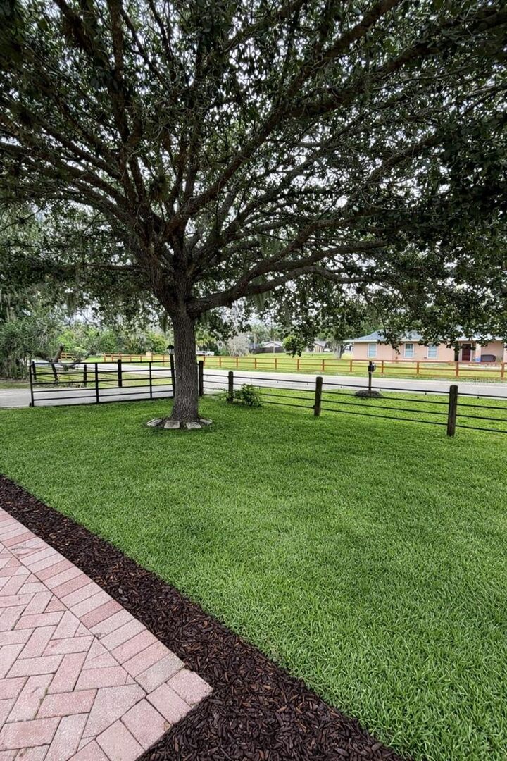 Property Photo: 2835 Sarasota Golf Club Boulevard FL 34240