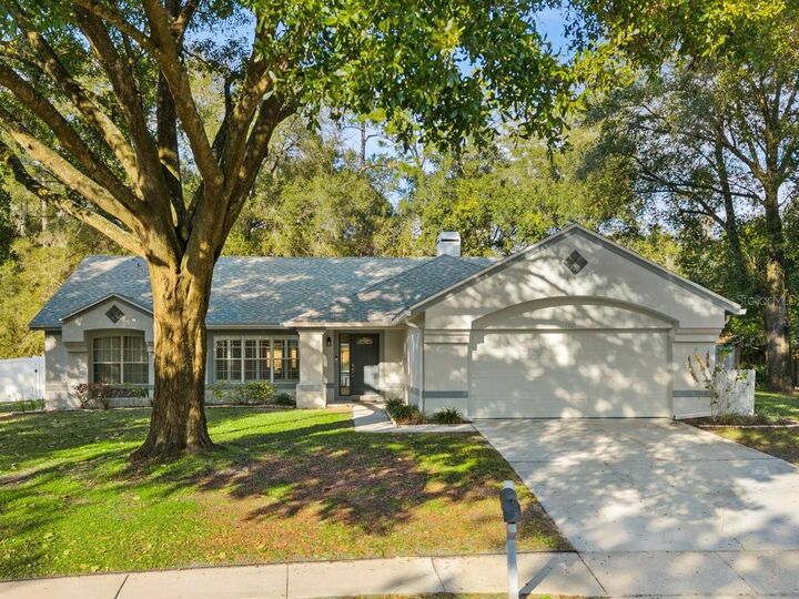 Property Photo: 1561 Rockwell Heights Drive FL 32724