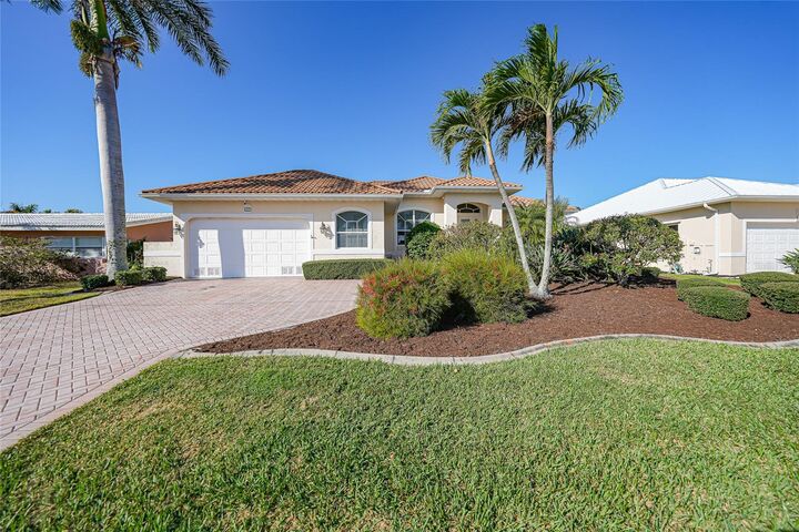Property Photo:  43 Tropicana Drive  FL 33950 