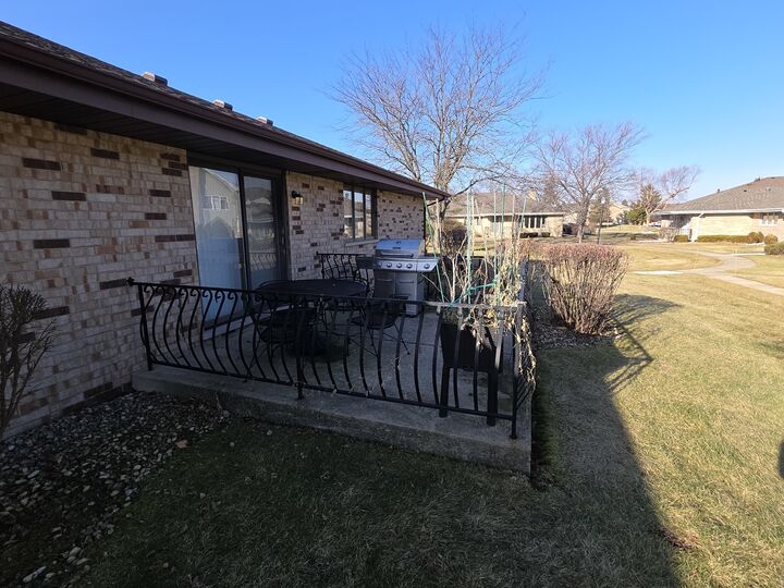 Property Photo:  18007 Indiana Court 160  IL 60467 