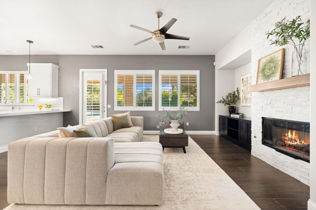 Property Photo:  48864 Pear Street  CA 92201 