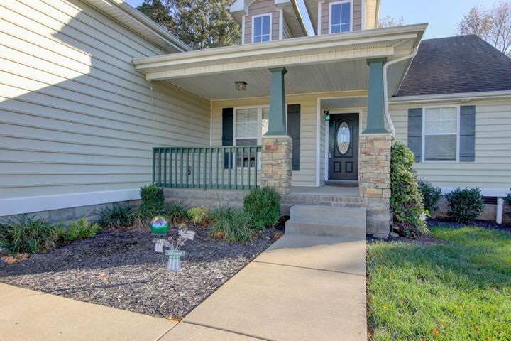 Property Photo:  124 Verisa Dr  TN 37043 