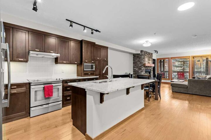 Photo de la propriété:  106 Stewart Creek Landing 222  AB T1W 0G6 