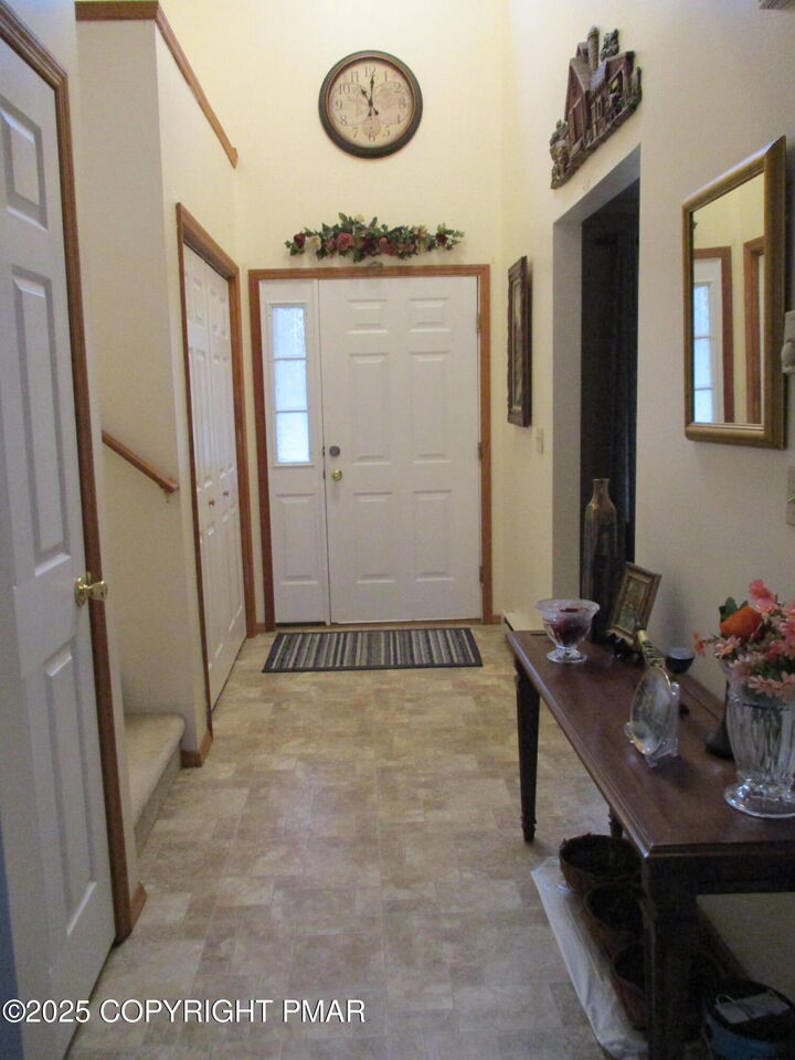 Property Photo:  3290 Bluebird Drive  PA 18324 