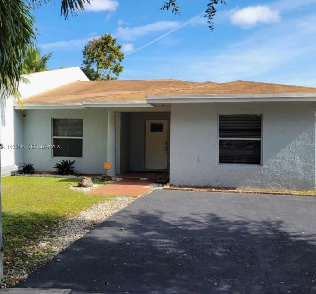 Property Photo:  18953 SW 113th Ct  FL 33157 