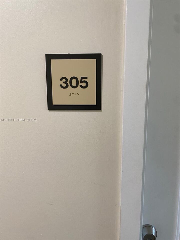 Property Photo:  435 SW 12th Ave 305  FL 33130 