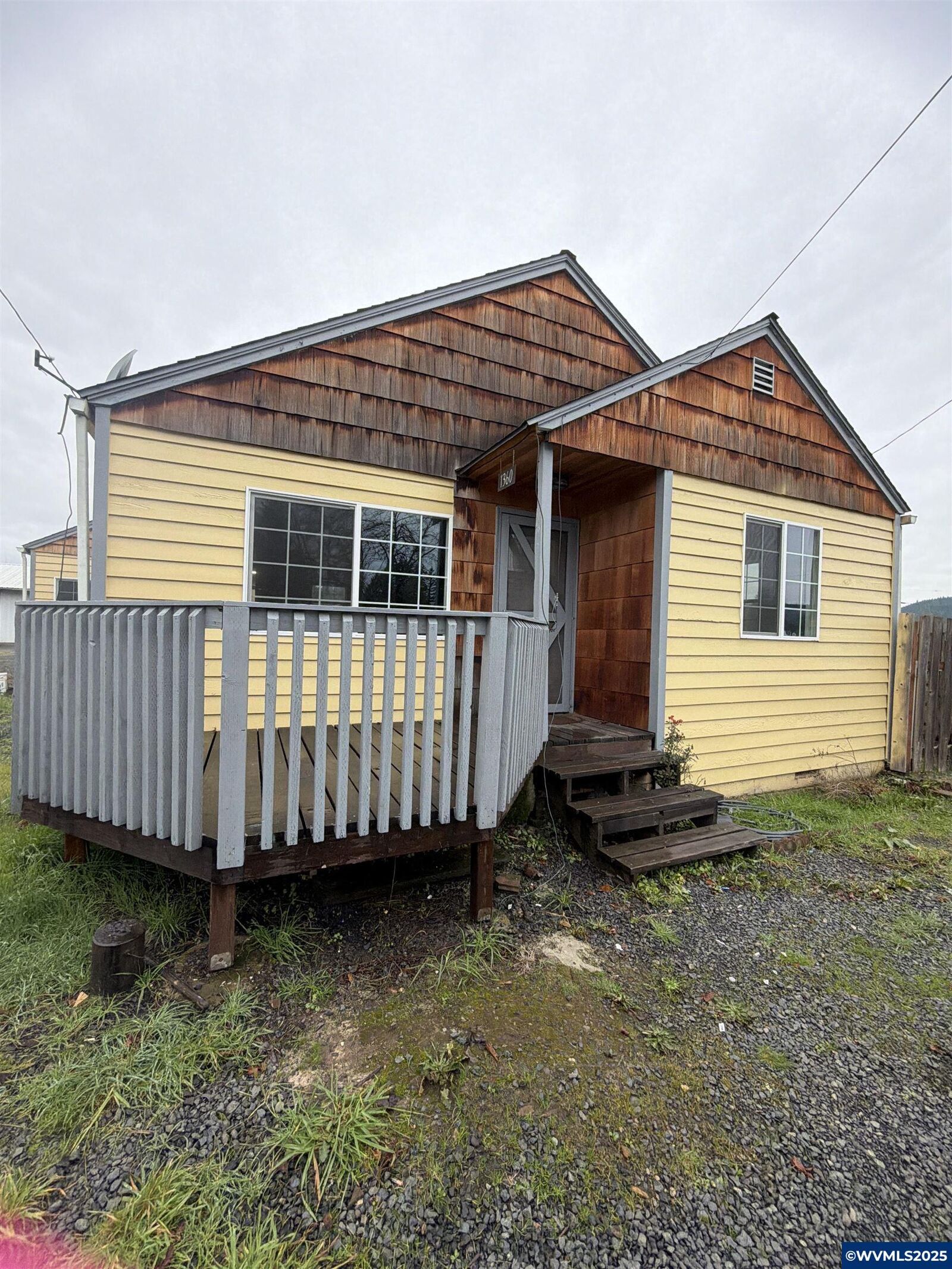 Property Photo:  1360 2nd Av  OR 97386 