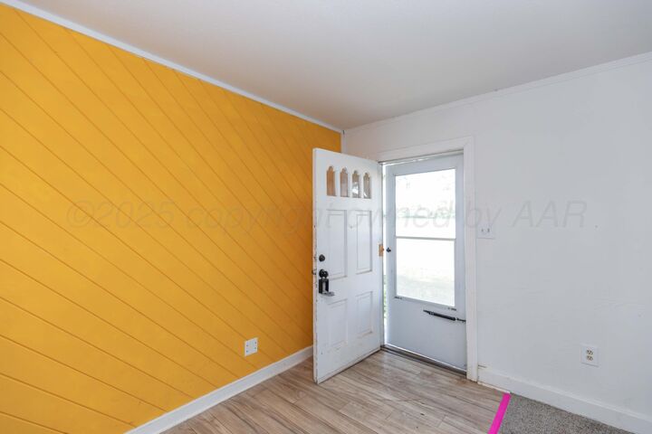 Property Photo: 1214 SW 12th Avenue TX 79102-1603