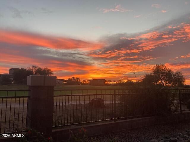 Property Photo:  15221 N Clubgate Drive 1058  AZ 85254 