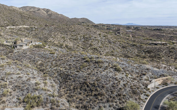 Property Photo: 42597 N Chiricahua Pass Pass 320 AZ 85262