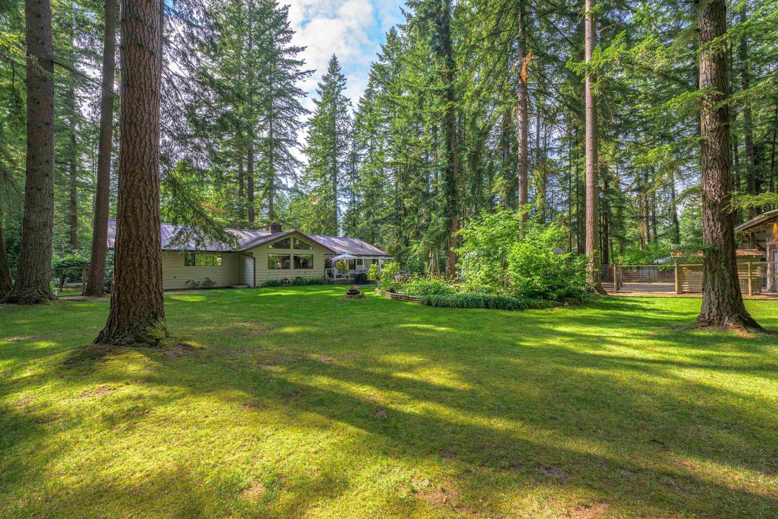 Property Photo: 2546 200 Street BC V2Z 1X1
