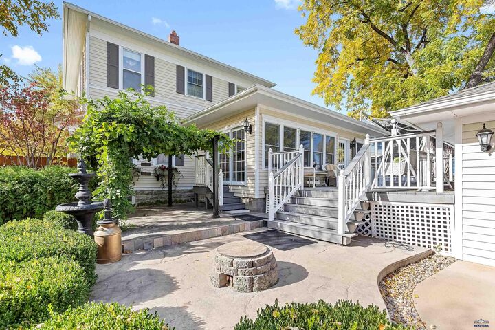 Property Photo:  1120 West Blvd  SD 57701 