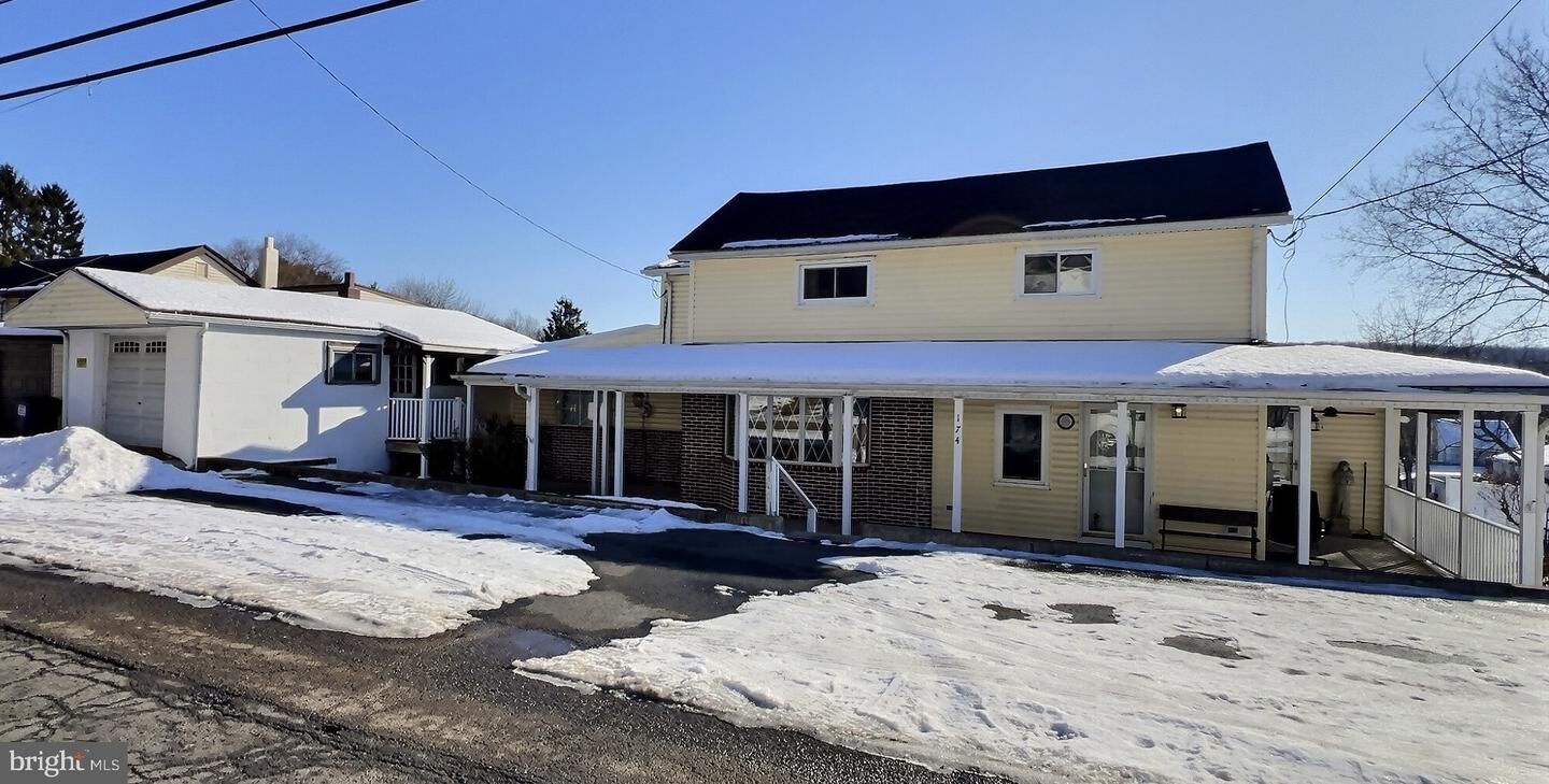 Property Photo:  176 Roosevelt Drive  PA 17948 