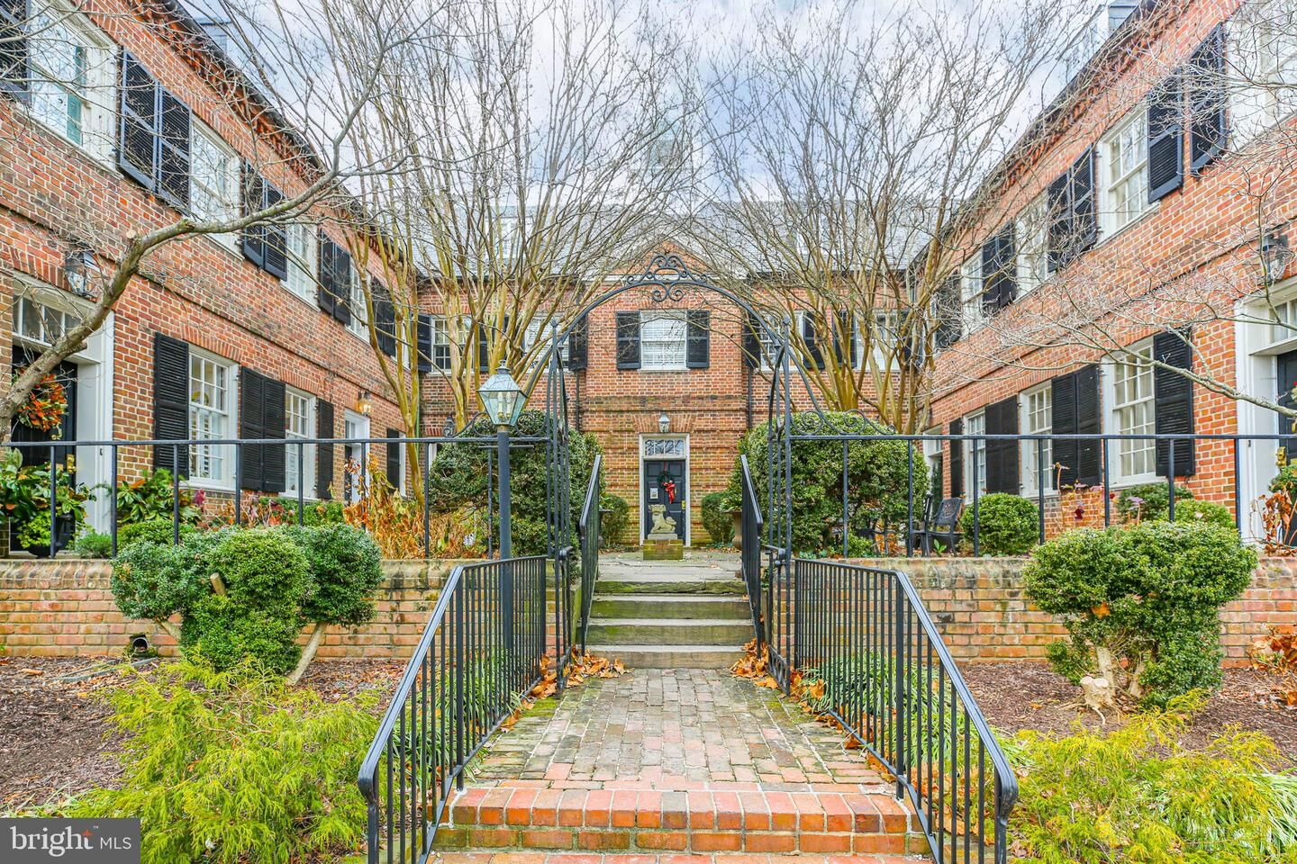 Property Photo:  1216 Sophia Street  VA 22401 