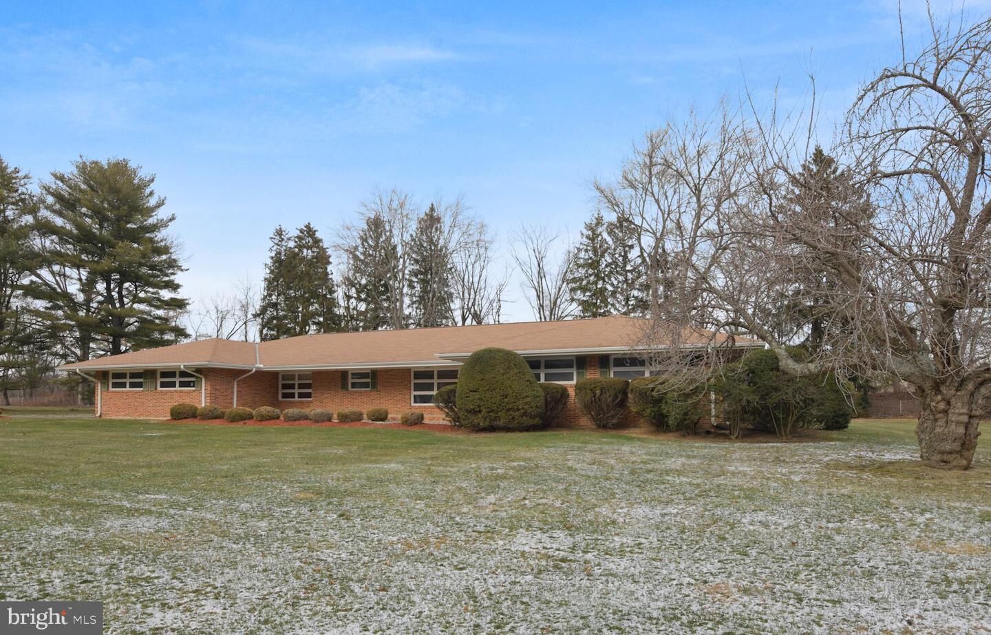 Property Photo:  28 W Church Road  NJ 08648 