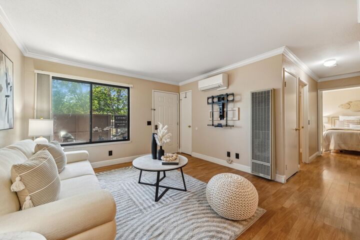 Property Photo:  213 Ladera Plz  CA 94587 