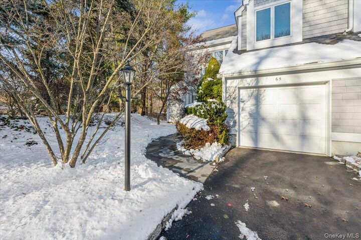 Property Photo:  65 Clarewood Drive 65  NY 10706 