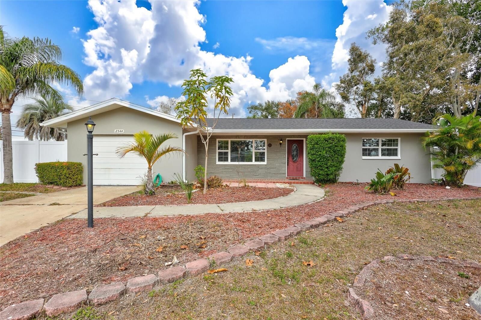 Property Photo:  2544 Burnice Drive  FL 33764 