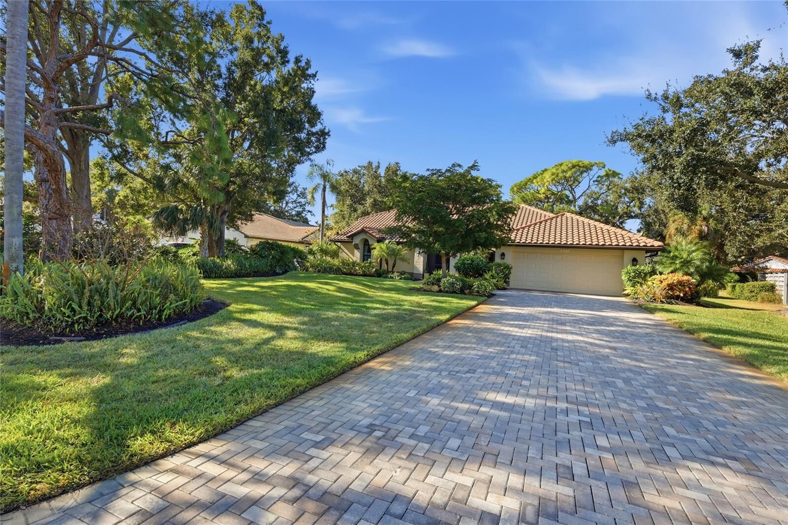 Property Photo:  1690 Pine Harrier Circle  FL 34231 