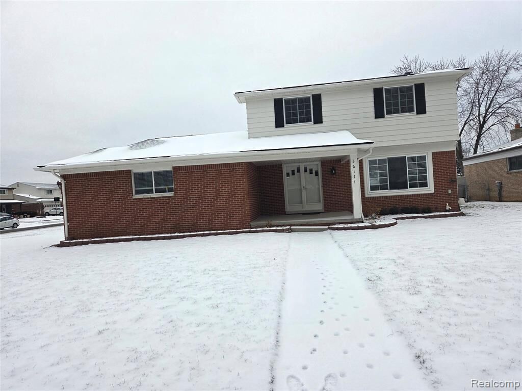 Property Photo:  36117 Del Ray Drive  MI 48310 4536 