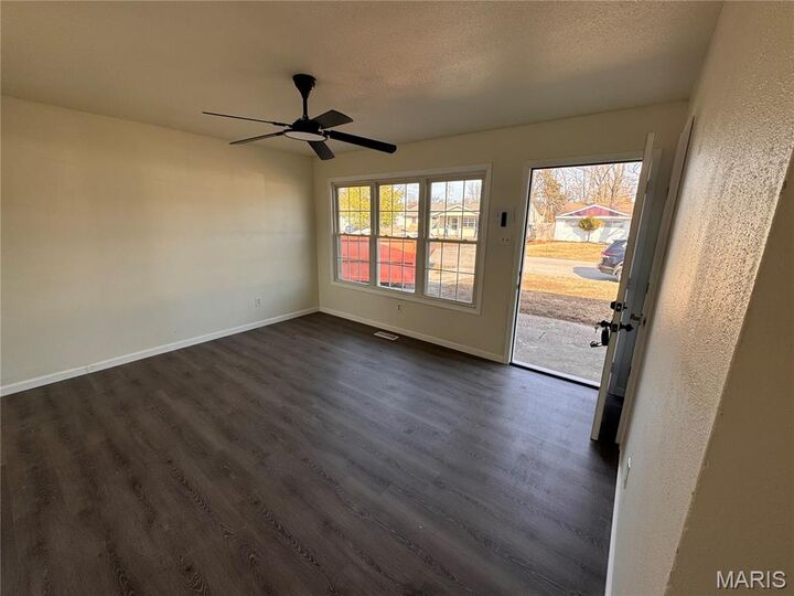 Property Photo:  1528 Andrews Drive  IL 62206 