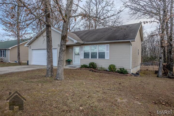 Property Photo:  1402 Raspberry Drive  MO 65536 