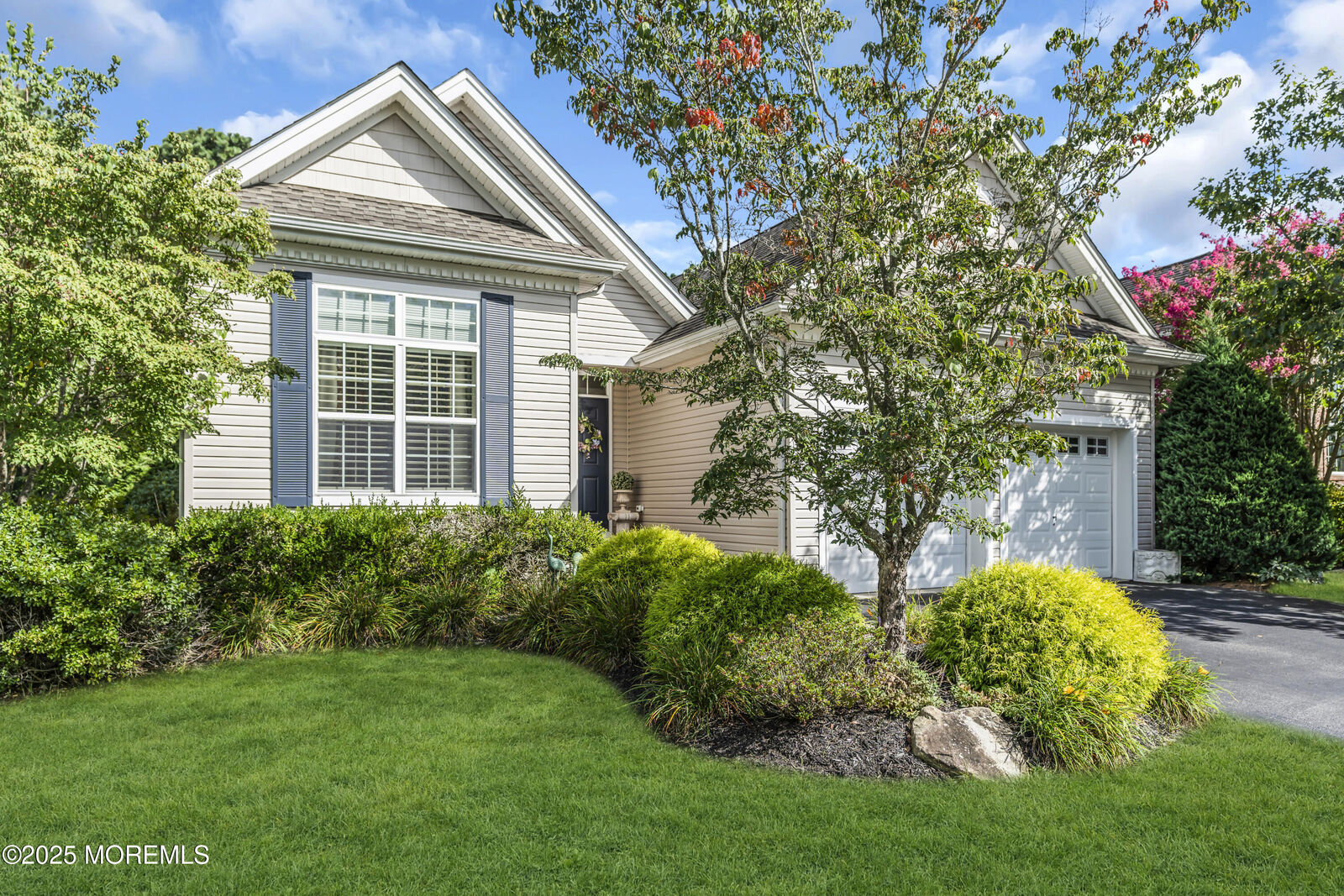 Property Photo:  31 Arborridge Drive  NJ 08731 