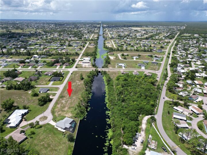 Property Photo:  2355 NE 43rd Lane  FL 33909 