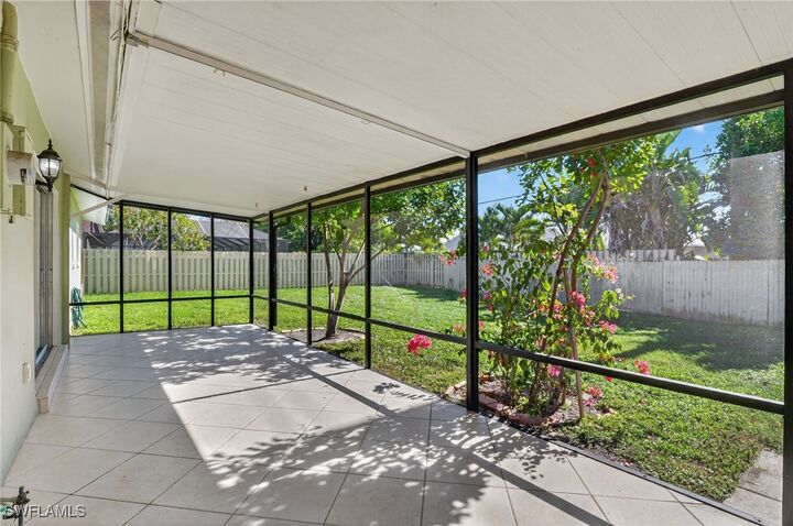 Property Photo:  1336 Lake Shore Drive  FL 34103 