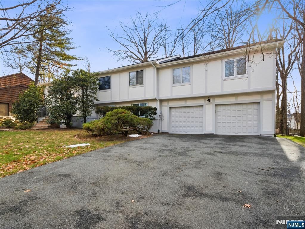 Property Photo: 36 Yellow Brick Road NJ 07470