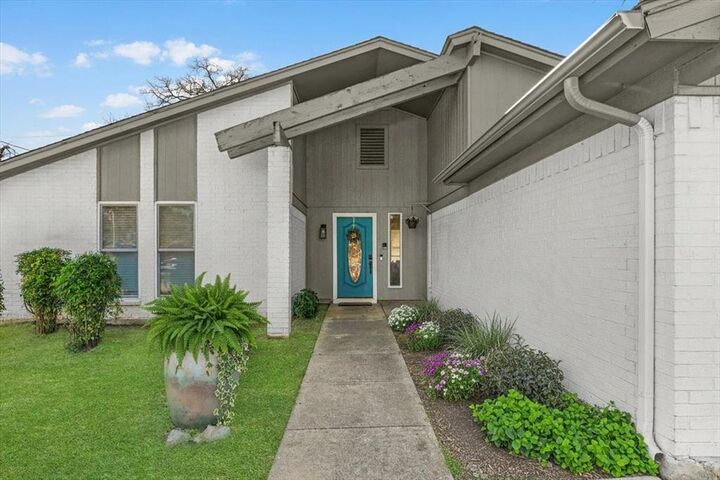 Photo de la propriété:  4704 Burning Springs Drive  TX 76017 